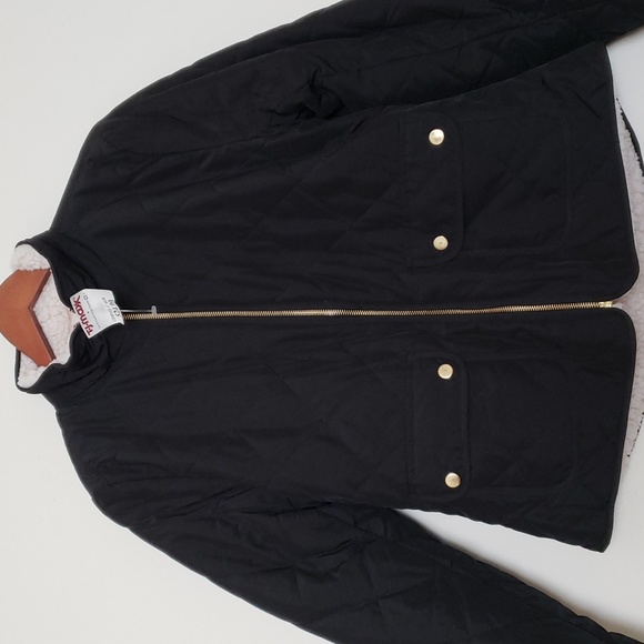 NWT Reversible Black Jacket with Sherpa Lining - Picture 4 of 4